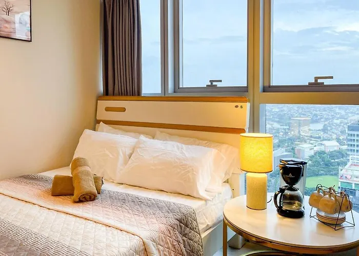 Cozy 2br In Uptown Bgc With Ps4 And Walking Distance To Malls And Restaurants Apartment Manila
