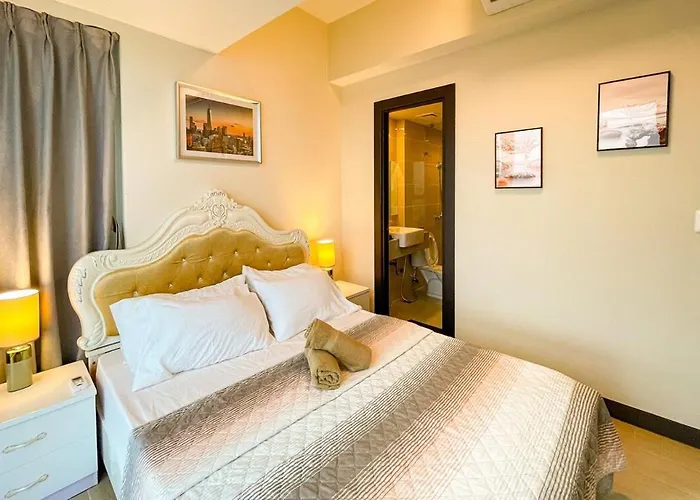 Cozy 2br In Uptown Bgc With Ps4 And Walking Distance To Malls And Restaurants * Manila