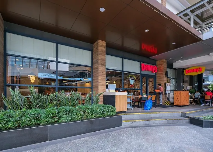 Cozy 2br In Uptown Bgc With Ps4 And Walking Distance To Malls And Restaurants * Manila