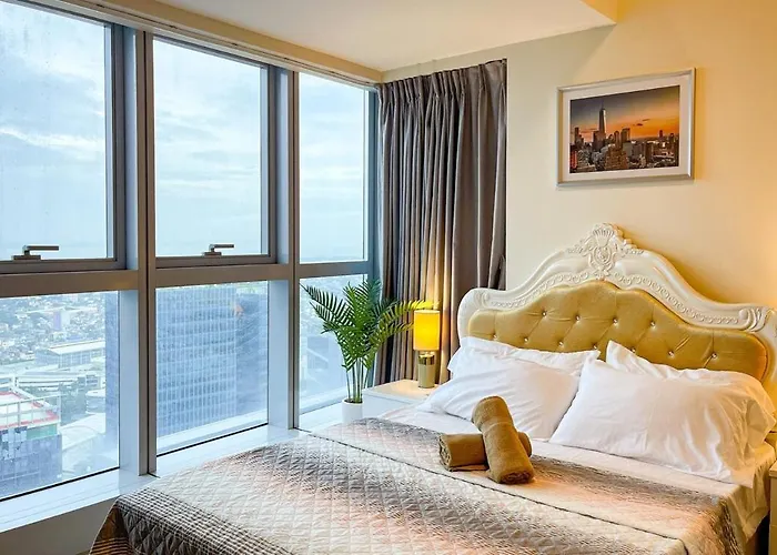 Cozy 2br In Uptown Bgc With Ps4 And Walking Distance To Malls And Restaurants Apartment