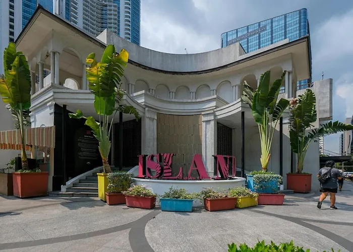 Cozy 2br In Uptown Bgc With Ps4 And Walking Distance To Malls And Restaurants Apartment *