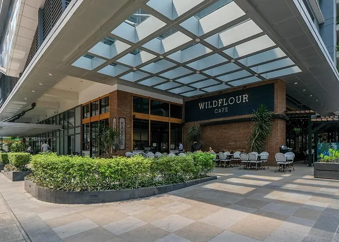 Cozy 2br In Uptown Bgc With Ps4 And Walking Distance To Malls And Restaurants * Manila