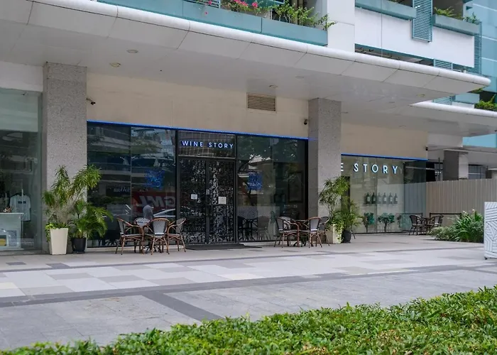 Cozy 2br In Uptown Bgc With Ps4 And Walking Distance To Malls And Restaurants Manila